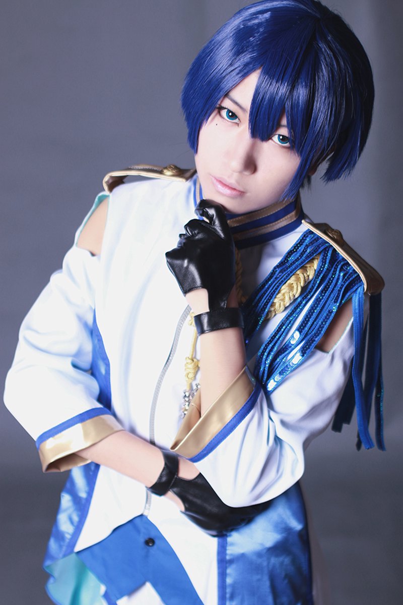 在二次元世界里,COSPLAY不仅仅是服装的装扮,更是角色灵魂的再现。今天我们就来聊聊那些在COSPLAY活动中大受欢迎、让人过目难忘的角色——中银虎!