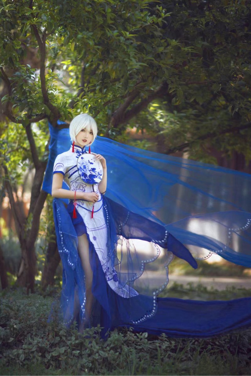 你是否也在寻找在二次元COSPLAY中最为受欢迎的角色?今天,让我们一起探索中银虎这个角色的魅力所在!