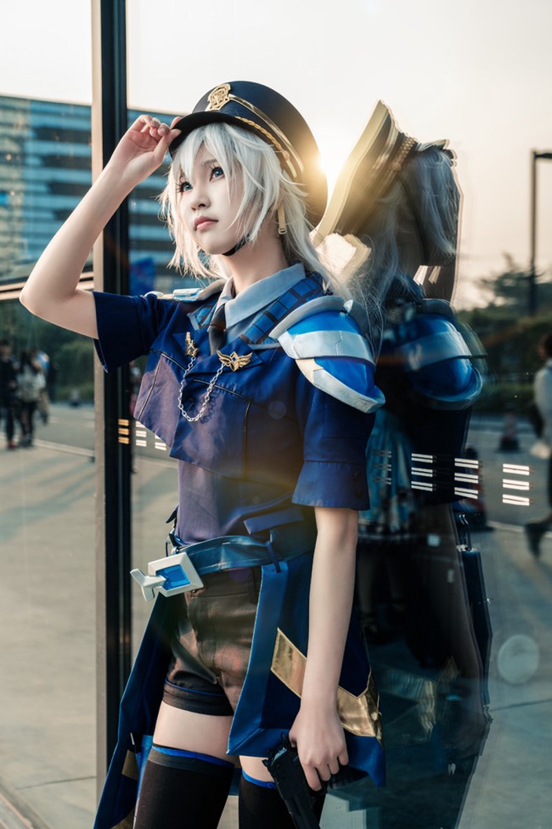 在二次元COSPLAY领域,有一个角色总是能引发粉丝们的热烈追捧——那就是中银虎。今天我们就来盘点一下这个角色为何能在众多COSER中脱颖而出。